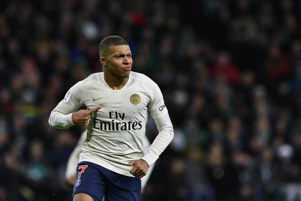 谈股论金1112｜4000点反复震荡 如何以不变应万变？